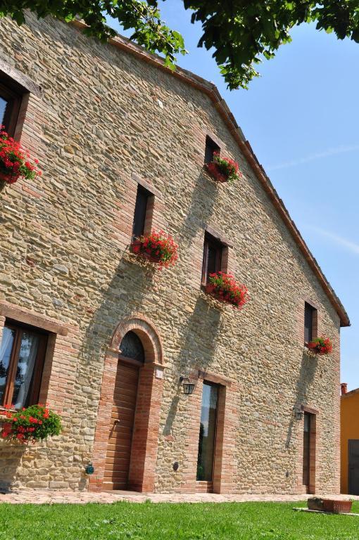 Girfalco Country House Urbino Bagian luar foto
